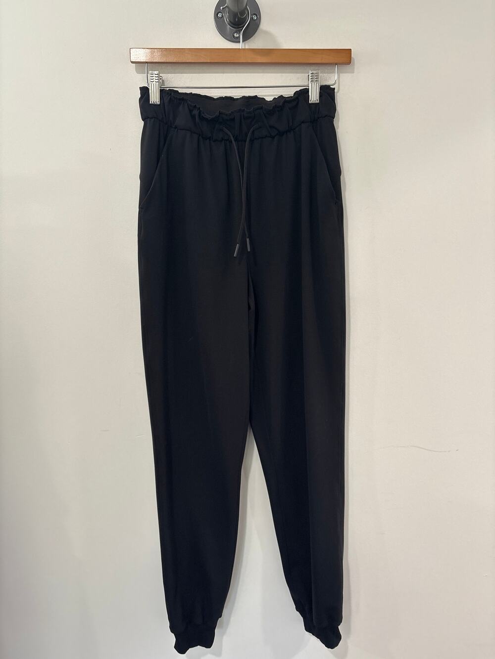 Lululemon Keep Moving Joggers Black Size 4